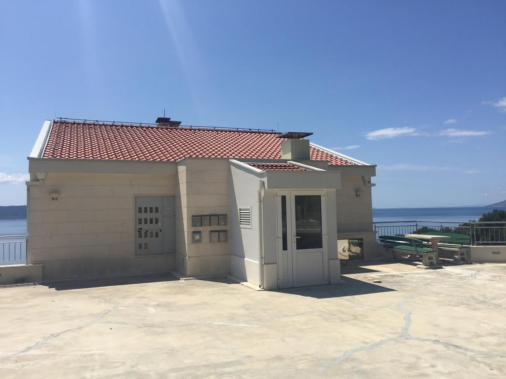 Apartment Andrija Baška Voda Eksteriør billede